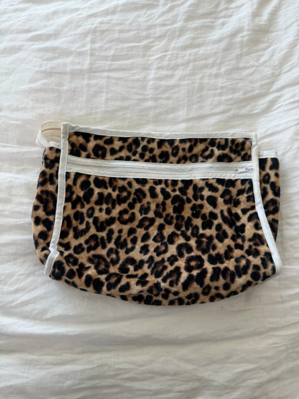 Veronica Beard Leopard Print cosmetics & toiletries bag White Trim